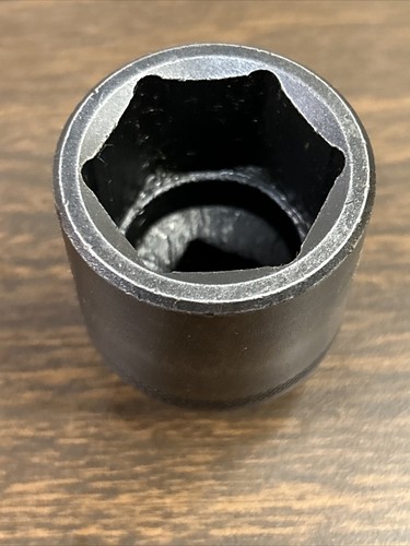Mac Tools 30MM Impact Socket 1/2” Drive - 6-PT VP630MMR - Picture 5 of 10