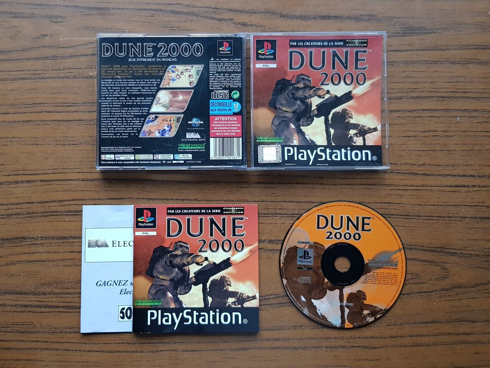 DUNE 2000 sur Playstation 1 PS1 - Version FR Complet - Très bon état mint