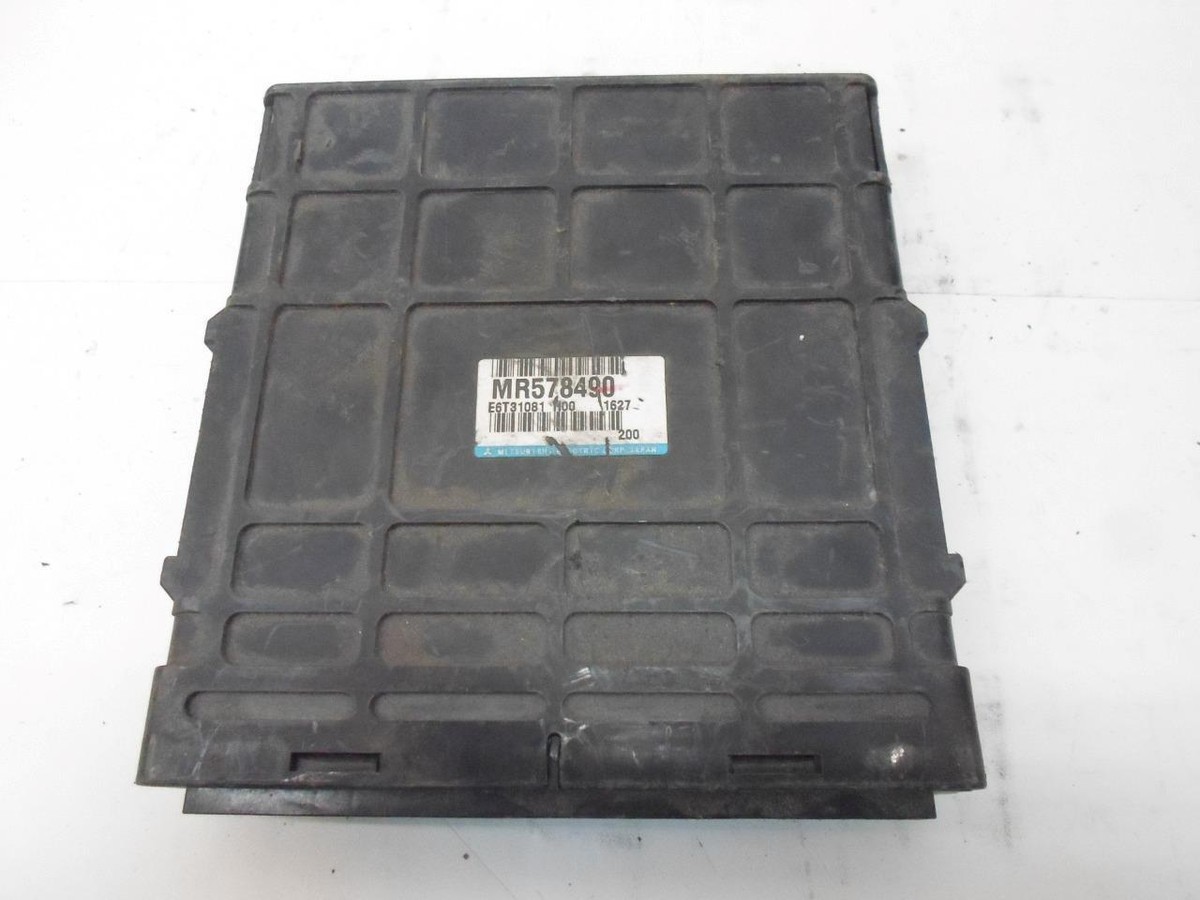 mNBロードスター　ECU コンピューター ユーノスロードスターのECUを調べてみたら、いろいろあって交換