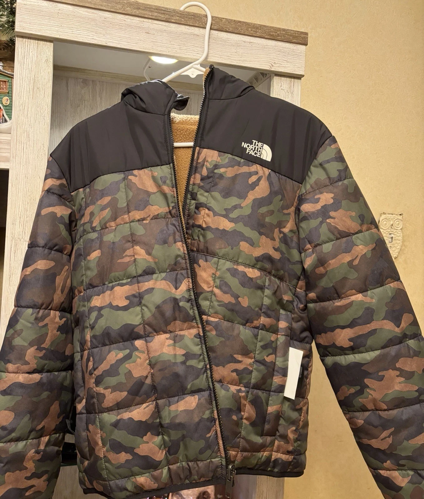 The north Face Reversible Jacket junior Size