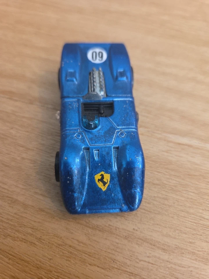 Coche Hot Wheels Ferrari 312P Blue Redline 1969 de colección + botón Hot Wheels extra Foto 4 de 4