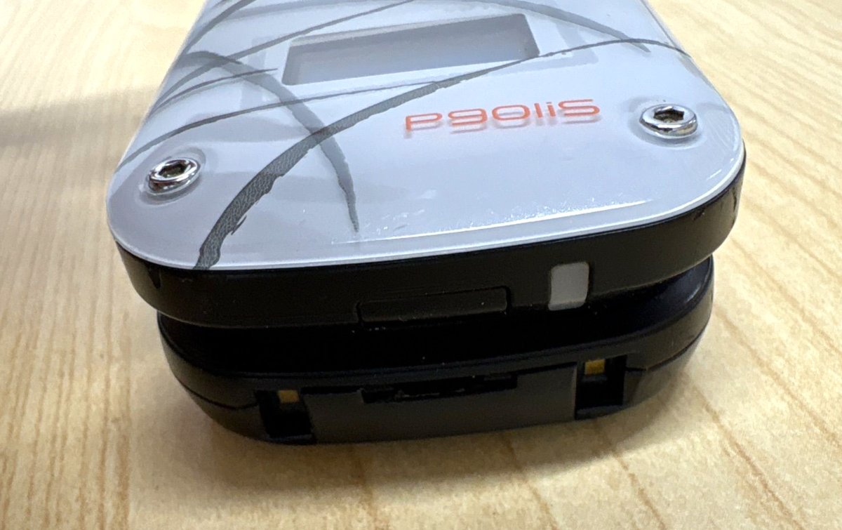 docomo P901iS Black FOMA Japanese Cell phone garakei Flip Phone jp