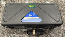 Bach TR500 Student Model Bb Trumpet with case  Adl Bach 7C mouthpiece Near Mint