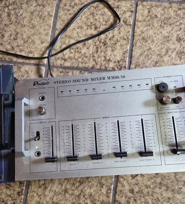 Phonic MM60/10 & McCrypt SA-100 Stereo Mixer, 5 Kanäle, LED-Pegelanzeige