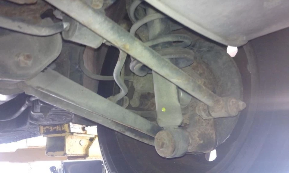 Grille Fits 04-06 MAGENTIS 388372 - Image 3 of 4