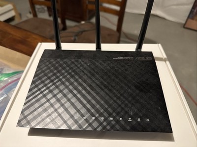 ASUS RT-N66U 450 Mbps 4-Port Gigabit Wireless N Router