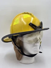 Vintage MSA Cairns 1044 2015 Yellow Firefighter Helmet Front Visor No Scratch