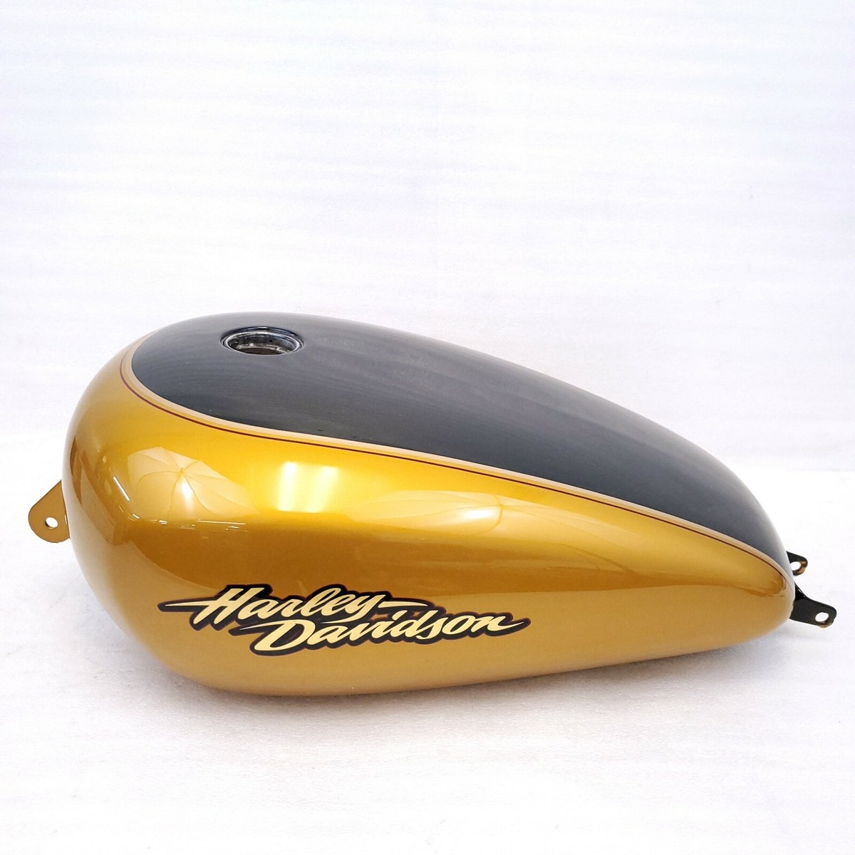 Harley-Davidson XL1200 Sportster Fuel Tank Roadster 883 Gold Black