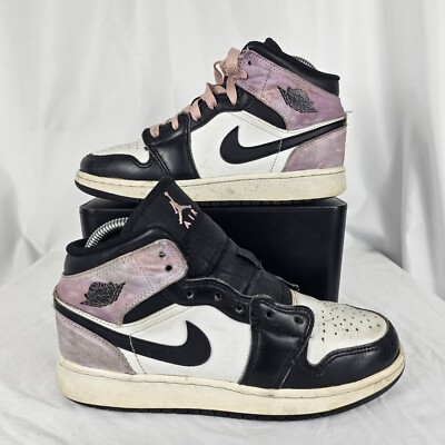 Nike Air Jordan 1 Mid SE (GS) DM6216 001 Black/Bleached Coral Pink Size 5Y