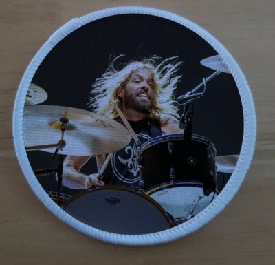 Taylor Hawkins Foo Fighters Aufnäher Abzeichen zum Aufbügeln oder Aufnähen
