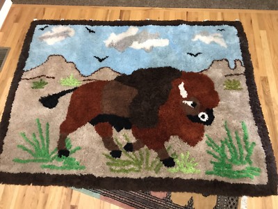 Hunting Lodge Buffalo Bison Latch Hook Floor Rug Wall Hanger Tatonka 5 ft X6 ft