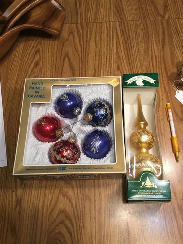 Vintage Christmas Ornaments Gold Treetop 5 Blue And Red Balls - 第 1/9 張圖片