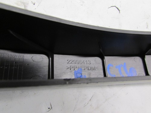 2016-2020 CADILLAC-CT6 TRUNK REAR RIGHT SIDE LID HINGE COVER TRIM OEM 22996413 - Picture 9 of 11