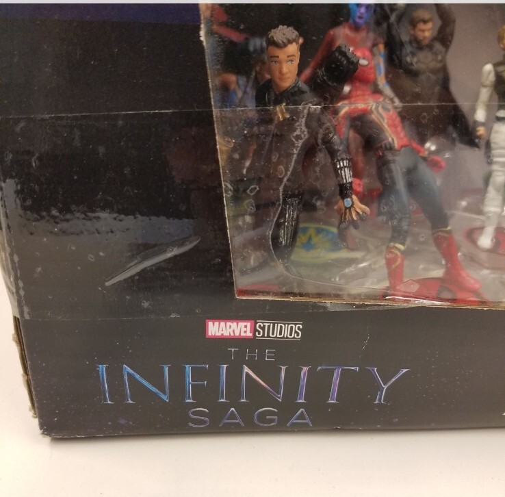 Marvel Infinity Saga Mega Figurine Set Figure Disney Store Black