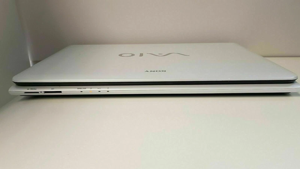 Sony VAIO SVE17 17.3"  i7 3610M 12GB 256 SSDGB Laptop - Windows 10.2013 warranty - Image 4 of 4