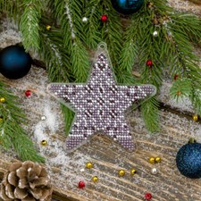 Wonderland Crafts Bead embroidery kit on a plastic base FLPL-038