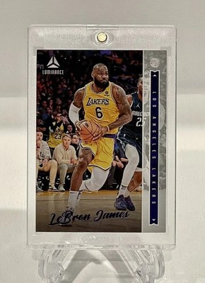 LeBron James 2021-22 Chronicles Luminance /49 Purple #259