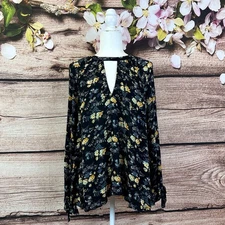 American Eagle Outfitters Women’s Viscose Floral Printed Flared Flirty Blouse 