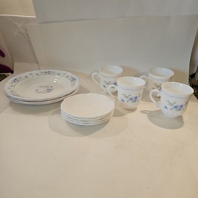  Vintage Arcopal By J G Durand New Dinner Bowls, Coffee Cups , Saucers Set Of 4