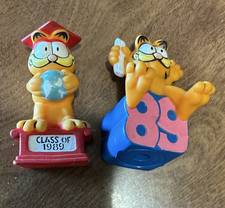 Garfield Class of 1989 Lot of 2 Painted Plastic Figurines Graduation 1980s