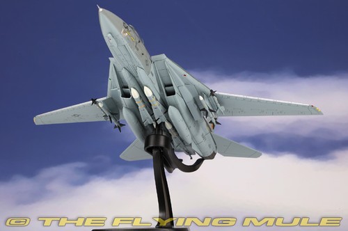Hobby Master 1:72 F-14A Tomcat USN Fist of the Fleet #104 - Picture 5 of 8