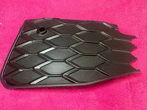 STOßSTANGENGITTER VORNE RECHTS VOLKSWAGEN GOLF VIII 5H0853666R