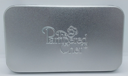 Pampered Chef Creative Cutters Set Mini Cookie Cutter Set of 8 Storage Tin 1095 - Picture 2 of 6