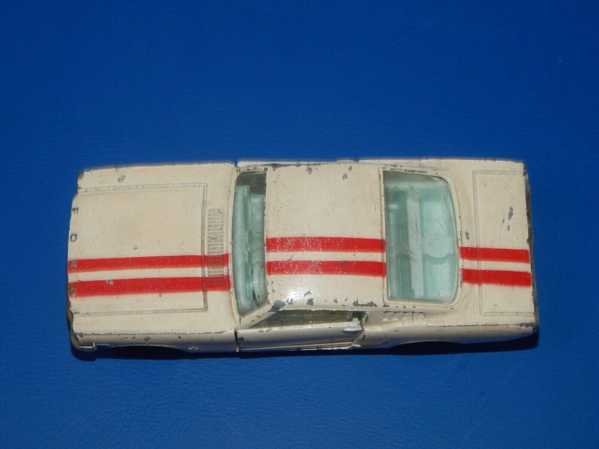 1960's CORGI TOYS FORD MUSTANG FASTBACK 2+2 WHITE VINTAGE