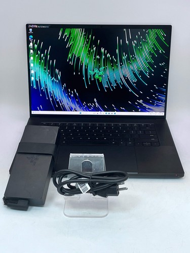 Razer Blade 16 240 Hz i9-13900HX 64GB 1TB RTX 4070 Excellent Condition with new