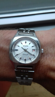 Duward TRIUMPH 12025 CALENDAR HAND-WINDING VINTAGE COLLECTION (60´s) NOS WATCH