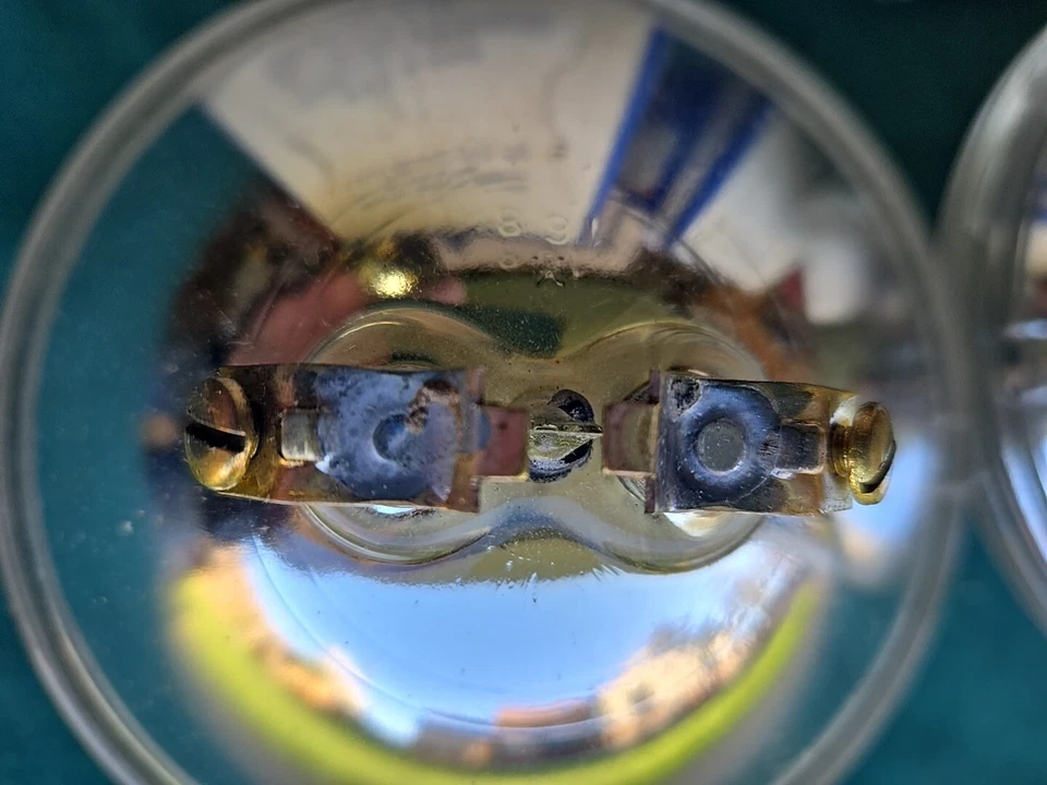 PAIR GE 4531 40W 12-16V DRIVING HEAD LAMP RAT ROD CUSTOM LEADSLEAD  - Image 3 of 3