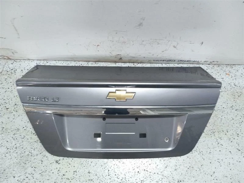 Chevrolet Aveo 2007-2011 portón trasero con tapa Foto 2 de 4