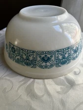 Excellent! Vintage Pyrex 2 1/2 QT Blue Horizon Mixing Bowl(Ff)