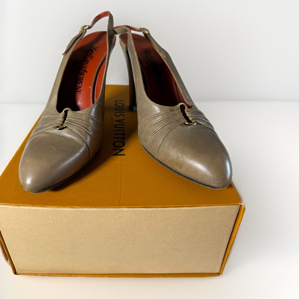 Scarpa YSL Yves Saint Laurent vintage anni '70 tacco alto NUDA colore pelle 8