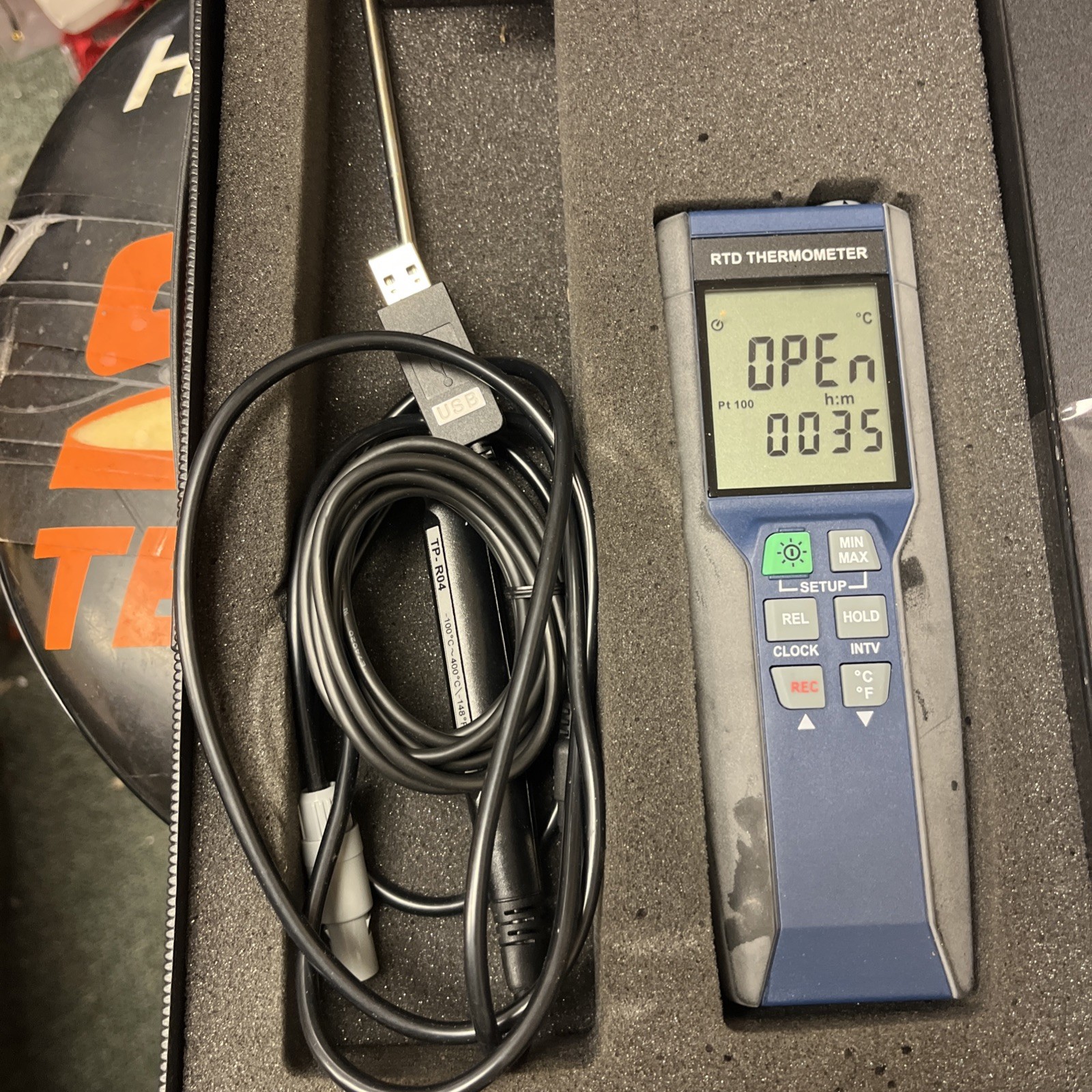 CENTER-376 Datalogger Precision RTD Thermometer (0.01°C),Record Temperature