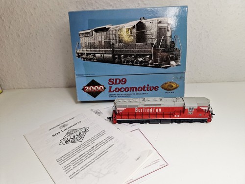 Proto 2000 Series Life Like Trains 21186 US Diesellok SD9 Burlington TOP/OVP | Zustand: Gebraucht