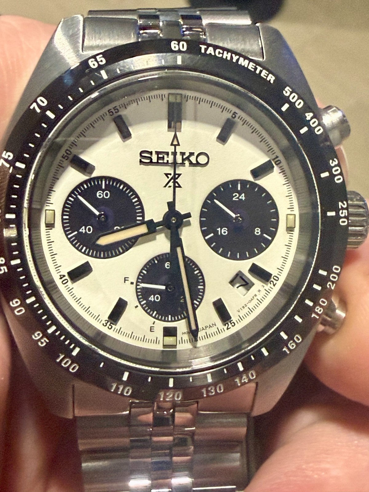 Seiko Solar Speedtimer SSC813 Men's Panda Dial White & Black Watch image 4