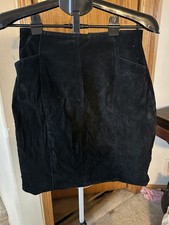 Wilson's Vintage 1980's Suede Straight Skirt Sz 10 Excellent Condition Black