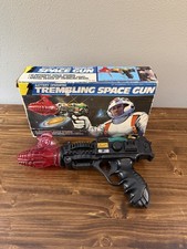 Vintage Trembling Space Gun Battery Operated Toy Ray Gun w/ Original Box