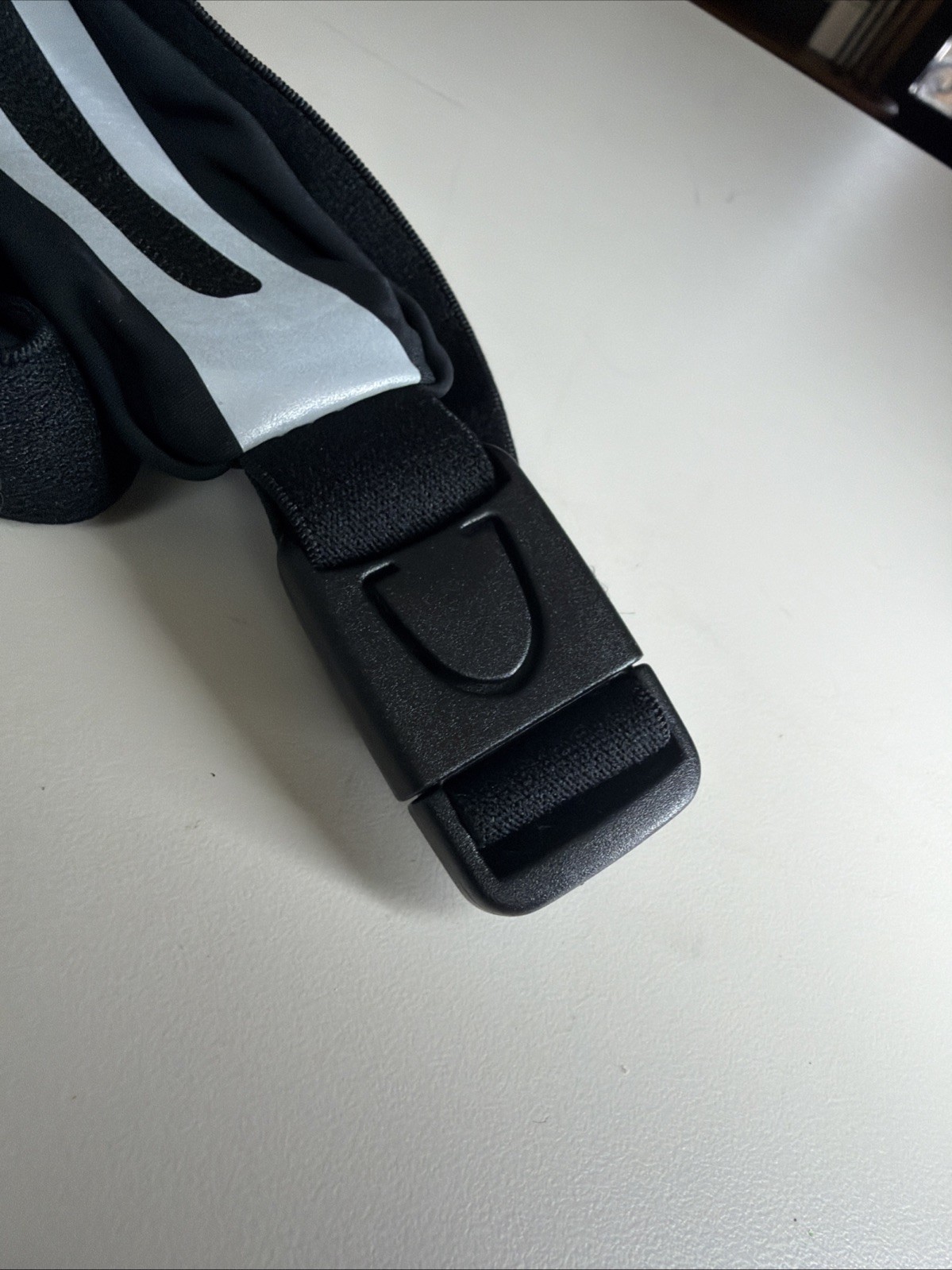 Nike Slim Waistpack Unisex Black Reflective Running Belt thumbnail 4