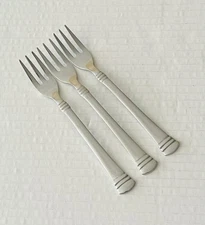 Cambridge Stainless Codie Glossy 3 Appetizer Cocktail Forks Horizontal Bands
