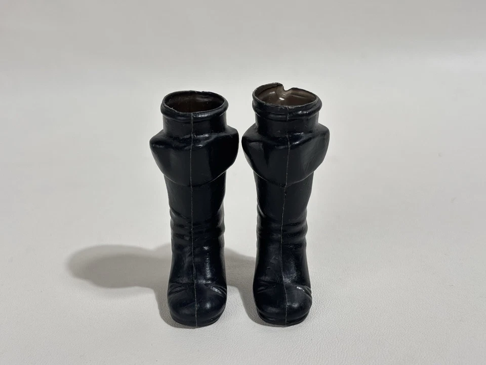 Figuras de acción pirata MEGO Fighting Furies de colección años 70 botas negras Foto 2 de 4