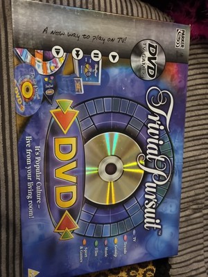 Trivial Pursuit DVD/TV EDITION - Brettspiel - Familienspaß