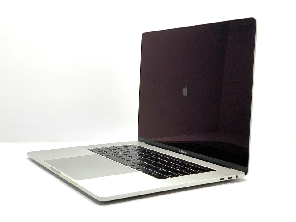 MacBook Pro 15" 2017 | i7-7700HQ | 16GB RAM | 256GB NVMe | 252 周期 | 阅读 — 第 4/4 张图片