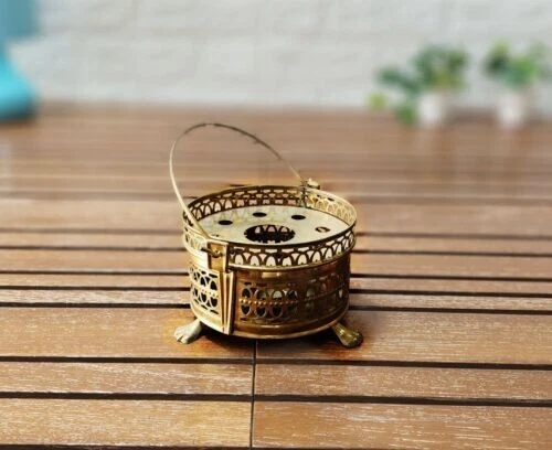 Vintage handmade brass Hand held Lantern Candle Holder Tea Light Candle Stand