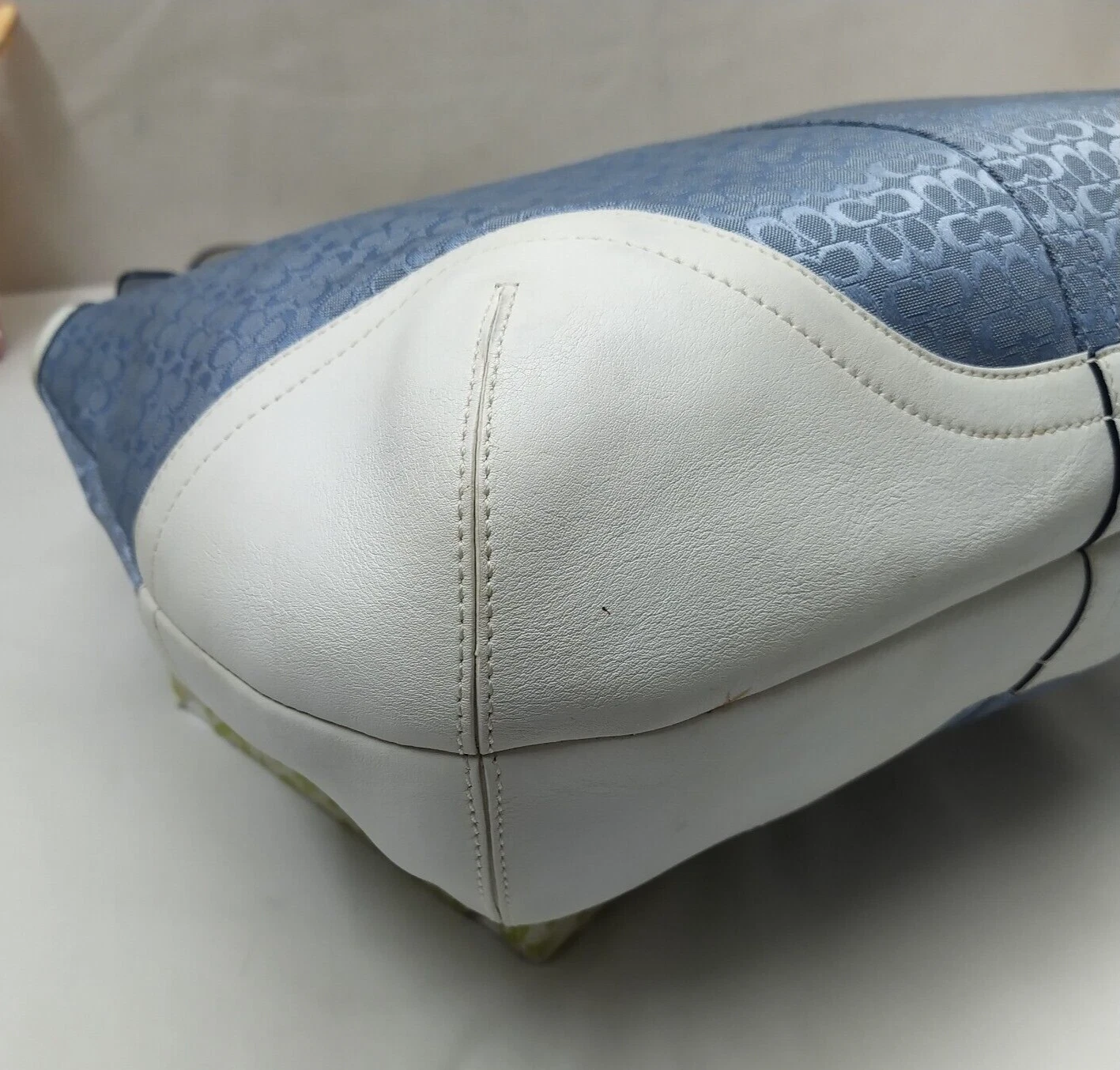 Borsa a tracolla Coach blu tela bianca bordo pelle doppio manico