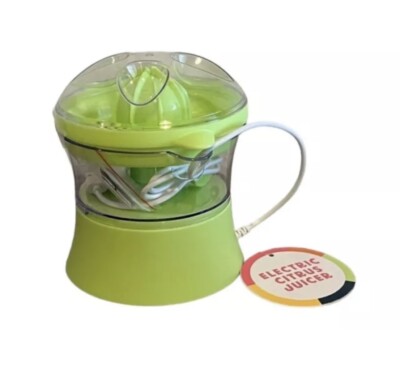 Vivitar TargetBullseye MINI (8oz capacity) Electric Citrus Juicer USB