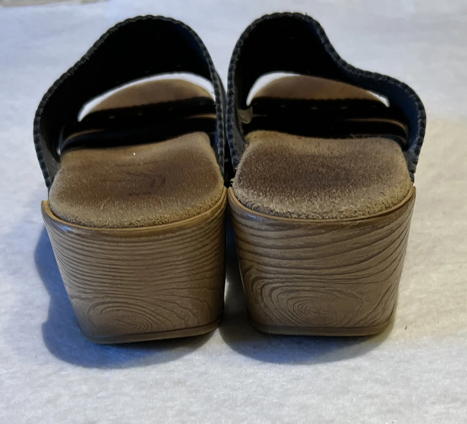 Sandalias para mujer BLANCO MONTAÑA GRIS cuero punta abierta MADERA CUÑA ZUECOS EE. UU. 9 M Foto 4 de 4