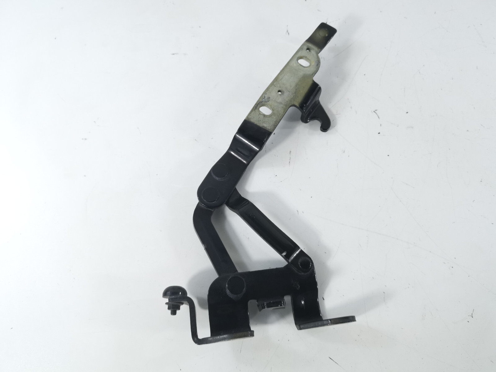 Maserati GranTurismo M145 GranCabrio Hood Hinge Bracket Left and Right Side Set