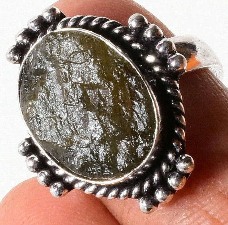 Anillo de plata esterlina 925 con piedras preciosas en bruto de peridoto hecho a mano joyería EE. UU. 7 ajustable Foto 2 de 3